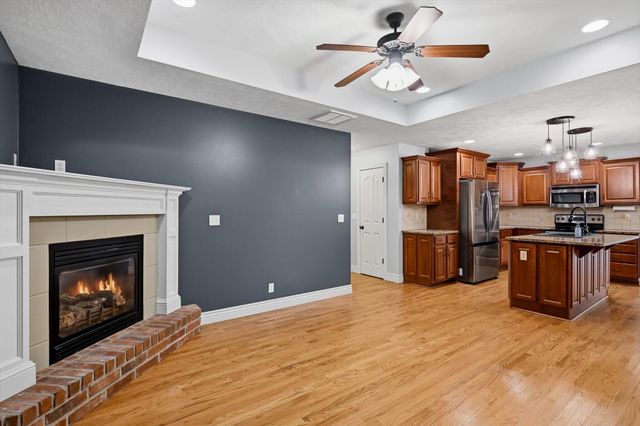 1504 S Blockade Road, Republic, MO 65738