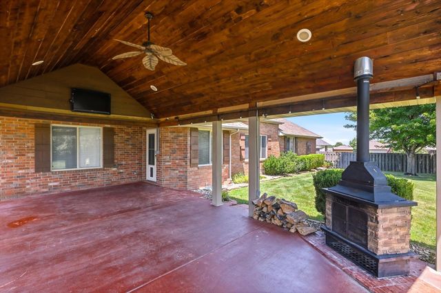1504 S Blockade Road, Republic, MO 65738