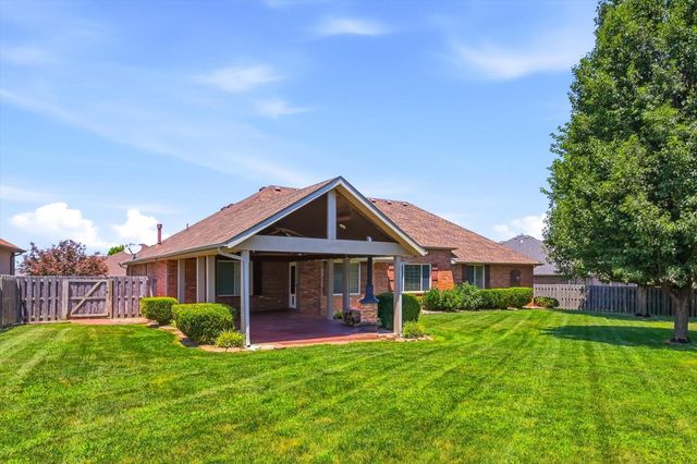 1504 S Blockade Road, Republic, MO 65738