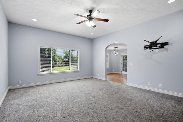 1504 S Blockade Road, Republic, MO 65738
