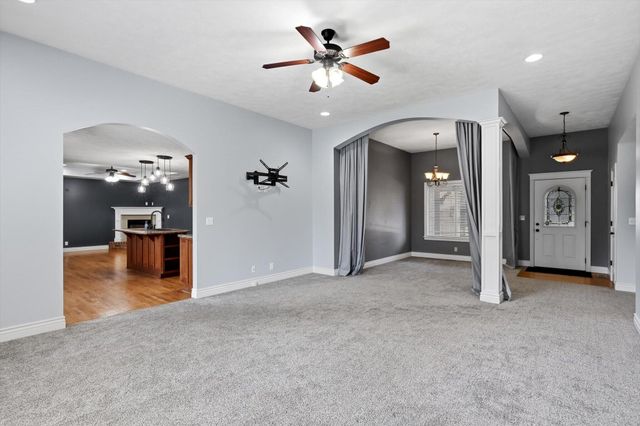1504 S Blockade Road, Republic, MO 65738