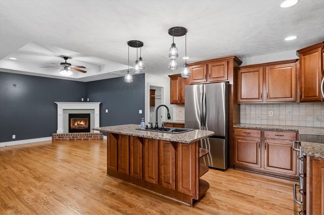 1504 S Blockade Road, Republic, MO 65738