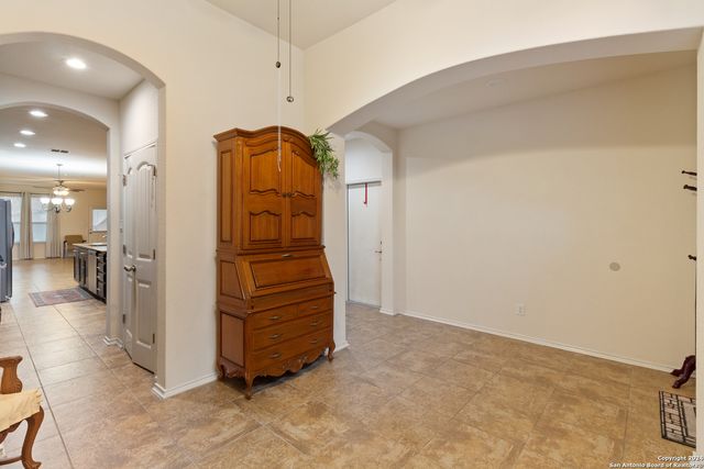 6734 Indian Lodge, San Antonio, TX 78253