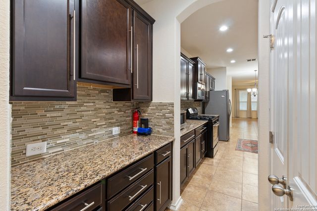 6734 Indian Lodge, San Antonio, TX 78253