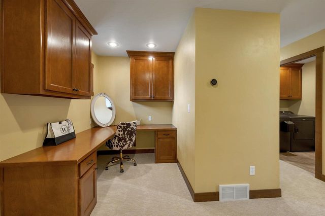 2017 HIGGINS, De Pere, WI 54115