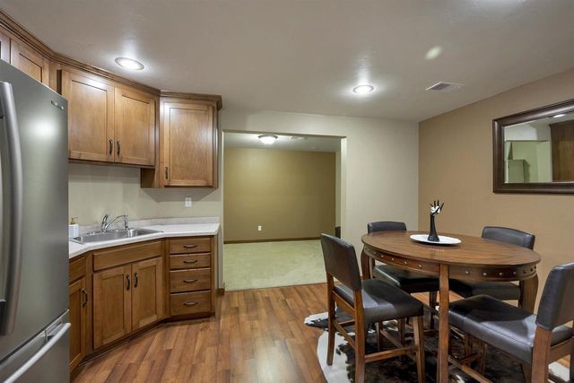 2017 HIGGINS, De Pere, WI 54115