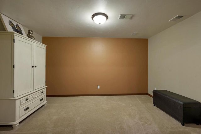 2017 HIGGINS, De Pere, WI 54115