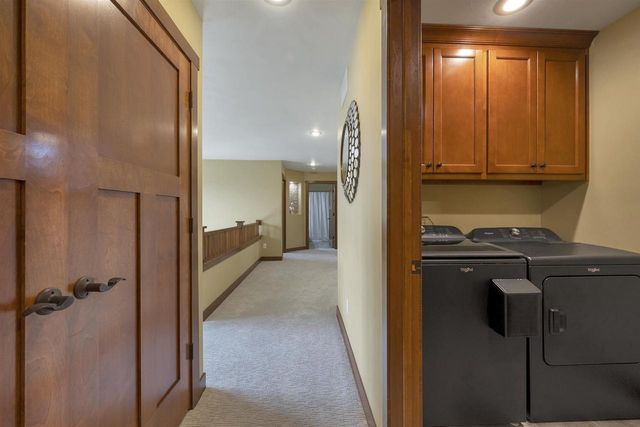 2017 HIGGINS, De Pere, WI 54115