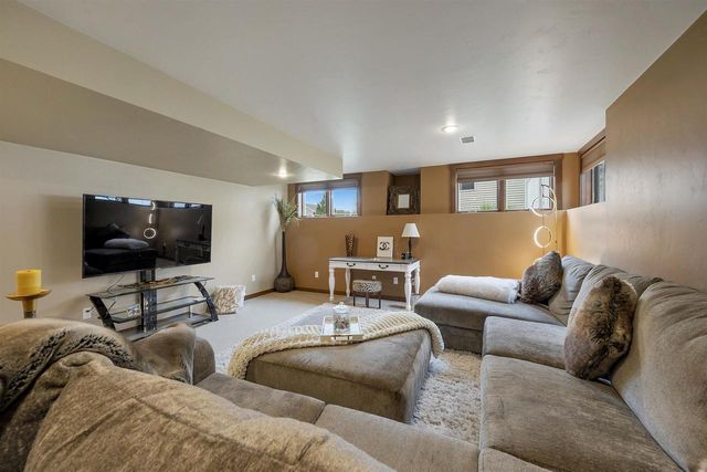 2017 HIGGINS, De Pere, WI 54115