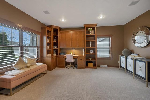 2017 HIGGINS, De Pere, WI 54115