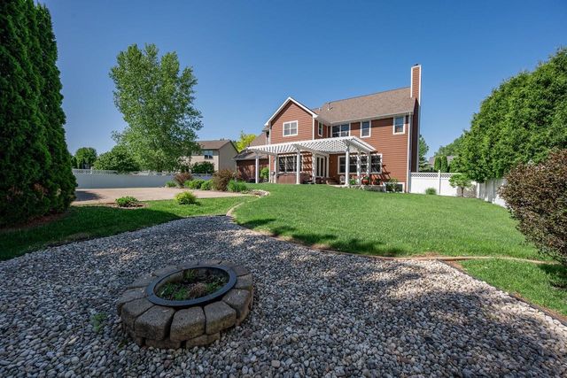 2017 HIGGINS, De Pere, WI 54115