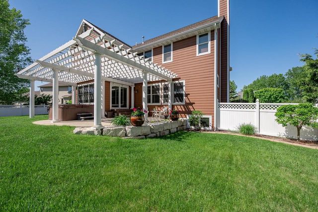 2017 HIGGINS, De Pere, WI 54115