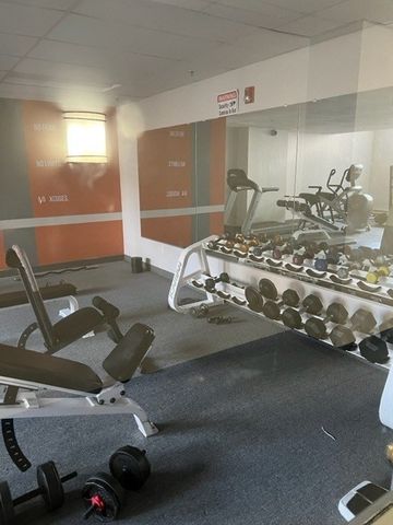 17 Federal 210, Worcester, MA 01608