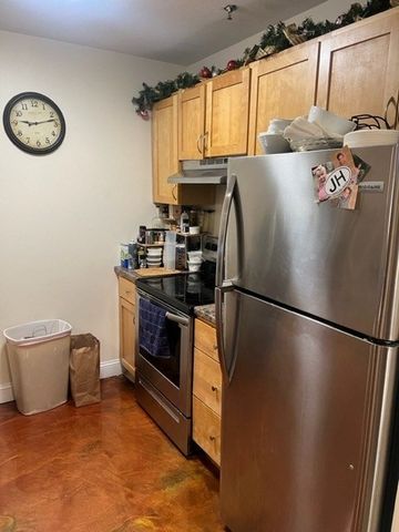 17 Federal 210, Worcester, MA 01608