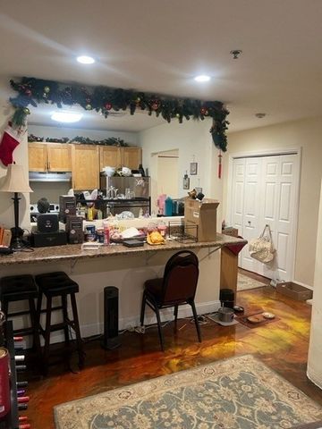 17 Federal 210, Worcester, MA 01608