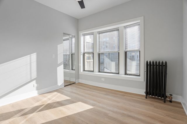 6929 N Lakewood Avenue 3, Chicago, IL 60626