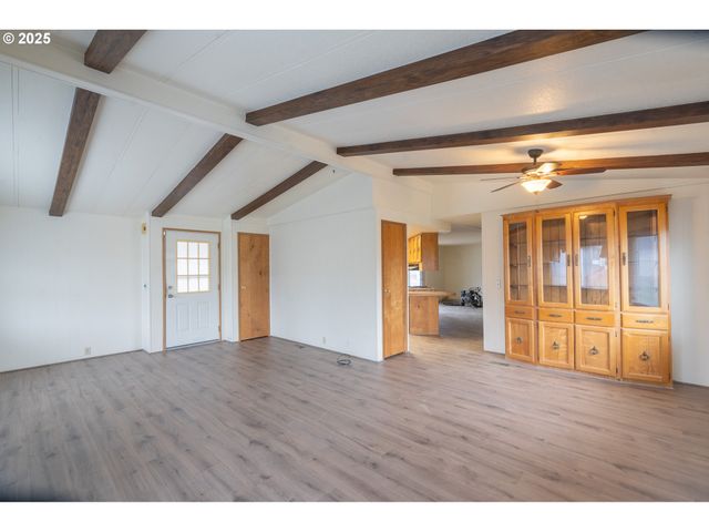 1200 E CENTRAL Ave 62, Sutherlin, OR 97479