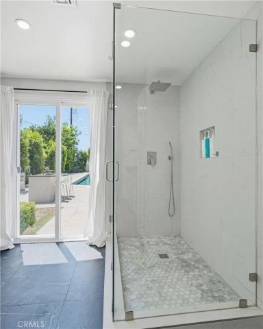 9253 White Oak Avenue, Northridge, CA 91325