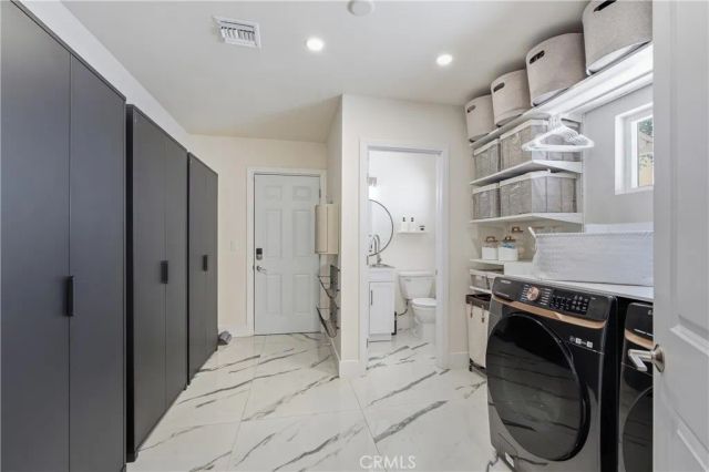 9253 White Oak Avenue, Northridge, CA 91325