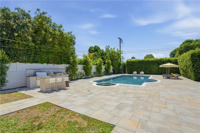 9253 White Oak Avenue, Northridge, CA 91325