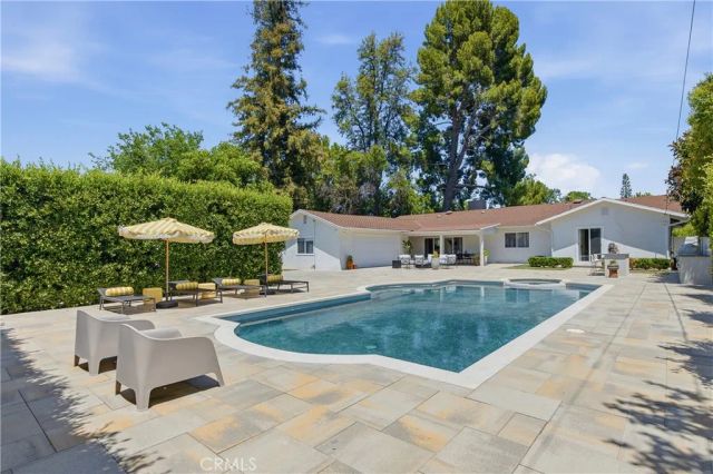 9253 White Oak Avenue, Northridge, CA 91325