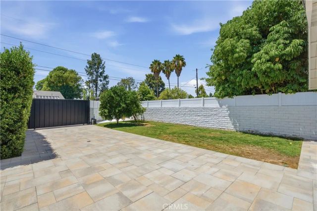 9253 White Oak Avenue, Northridge, CA 91325