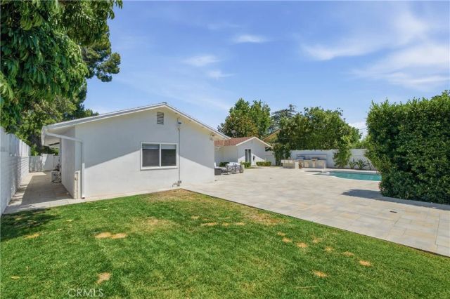 9253 White Oak Avenue, Northridge, CA 91325