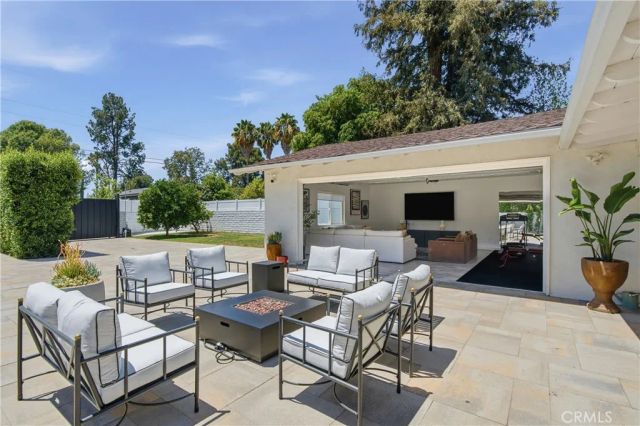 9253 White Oak Avenue, Northridge, CA 91325