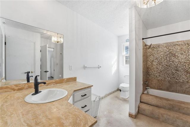 5207 Osage Avenue, Kansas City, MO 64133