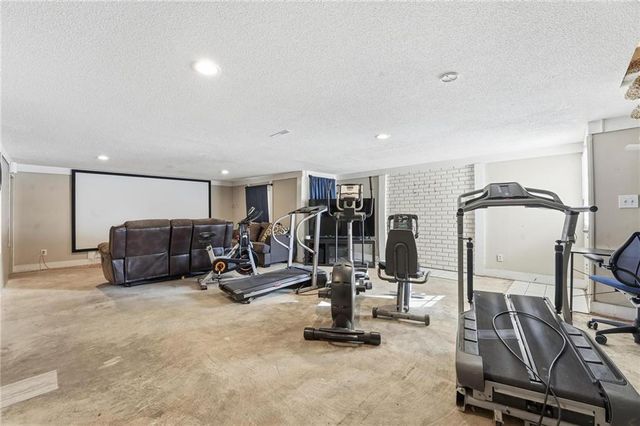 5207 Osage Avenue, Kansas City, MO 64133