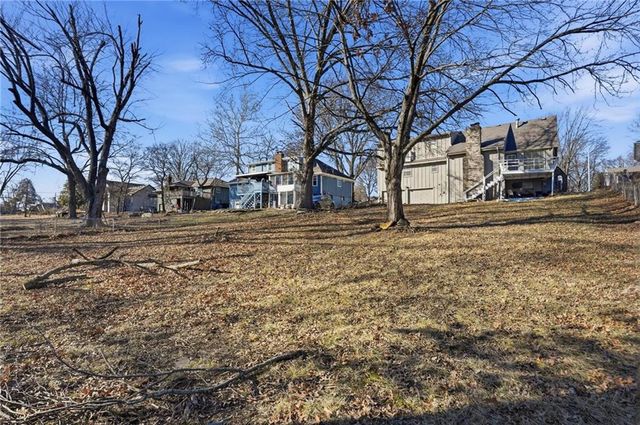 5207 Osage Avenue, Kansas City, MO 64133