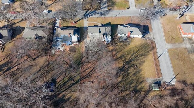 5207 Osage Avenue, Kansas City, MO 64133