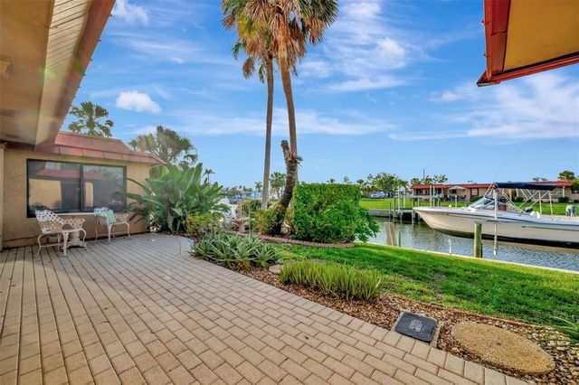 4096 EL DORADO COVE, Bradenton, FL 34210