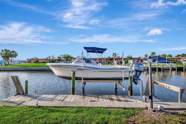 4096 EL DORADO COVE, Bradenton, FL 34210
