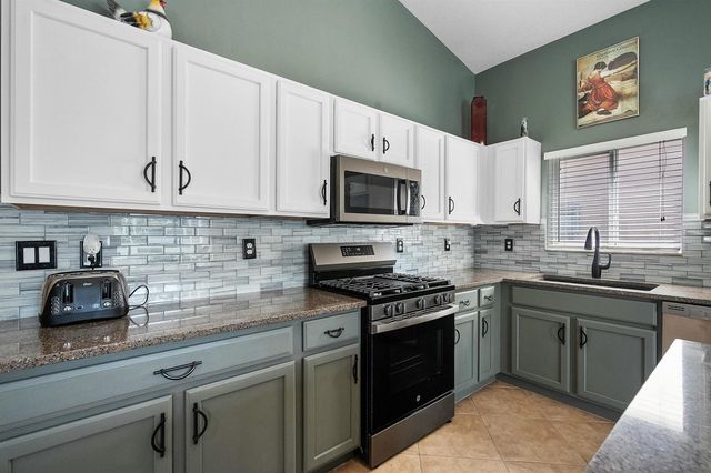 2480 SE Springtree Place, Stuart, FL 34997