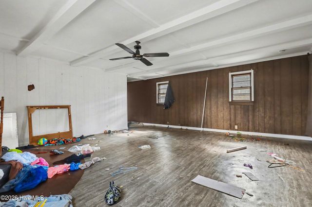 495 Horseshoe Road, Aberdeen, NC 28315