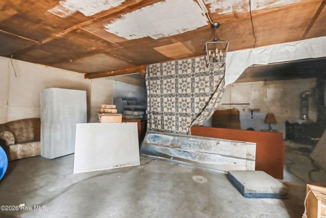 495 Horseshoe Road, Aberdeen, NC 28315