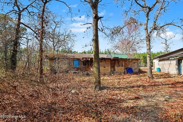 495 Horseshoe Road, Aberdeen, NC 28315