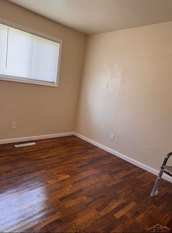 3256 Parkwood Avenue, Saginaw, MI 48601