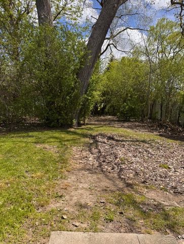 3256 Parkwood Avenue, Saginaw, MI 48601