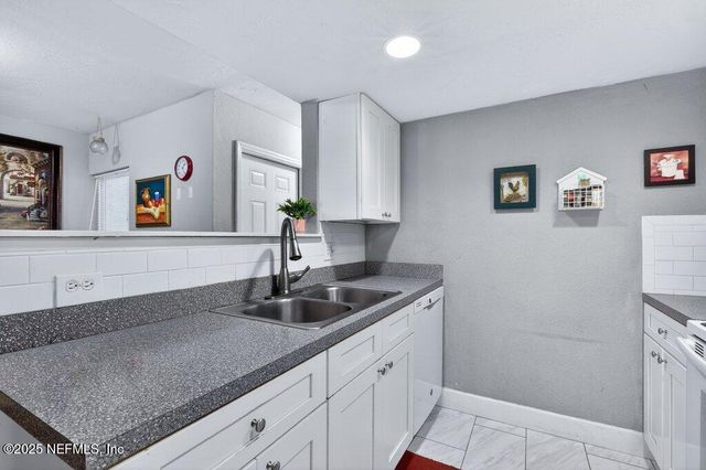 1201 MAYPORT LANDING Circle, Jacksonville, FL 32233