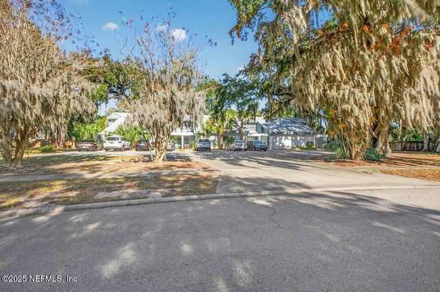 1201 MAYPORT LANDING Circle, Jacksonville, FL 32233