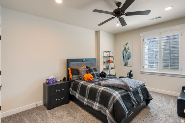 4661 W BYWATER LN, South Jordan, UT 84009