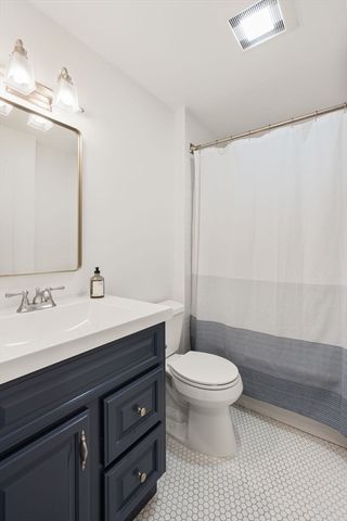 58 High Street 5, Boston, MA 02129