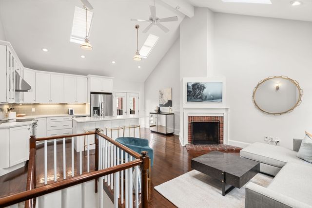 58 High Street 5, Boston, MA 02129