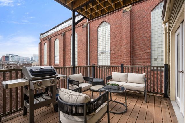 58 High Street 5, Boston, MA 02129