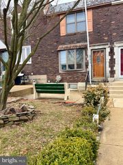 868 FAIRFAX RD, Drexel Hill, PA 19026