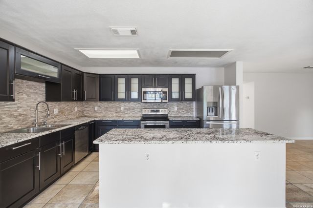 11231 Kemble, San Antonio, TX 78249