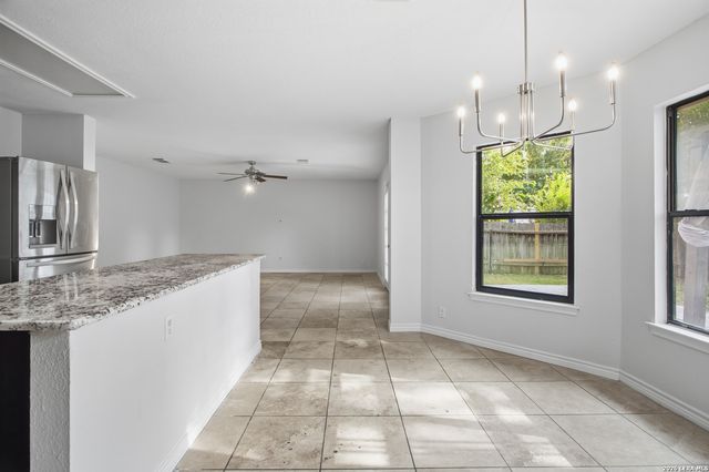 11231 Kemble, San Antonio, TX 78249