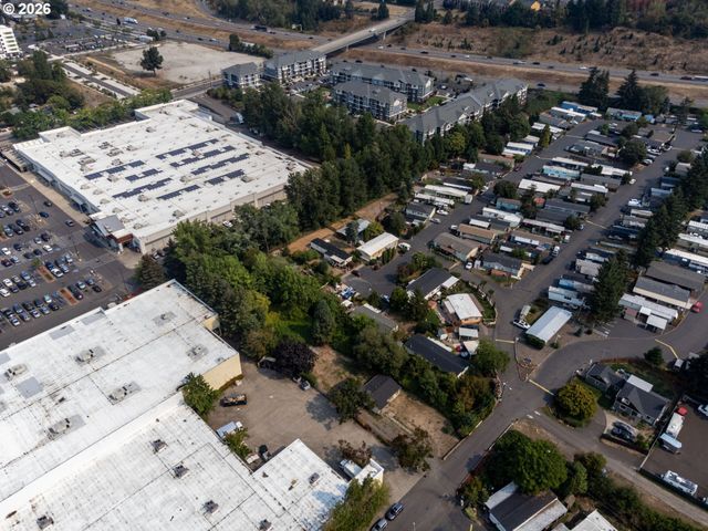 8511 Se ORCHARD Ln, Happy Valley, OR 97086